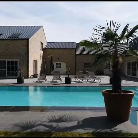 Susberg 3 Luxe Verblijf Met Zwembad En Sauna NeerNeerpelt Eksteriør bilde