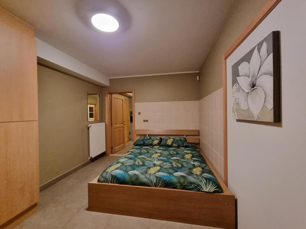 Susberg 3 Luxe Verblijf Met Zwembad En Sauna NeerNeerpelt Eksteriør bilde